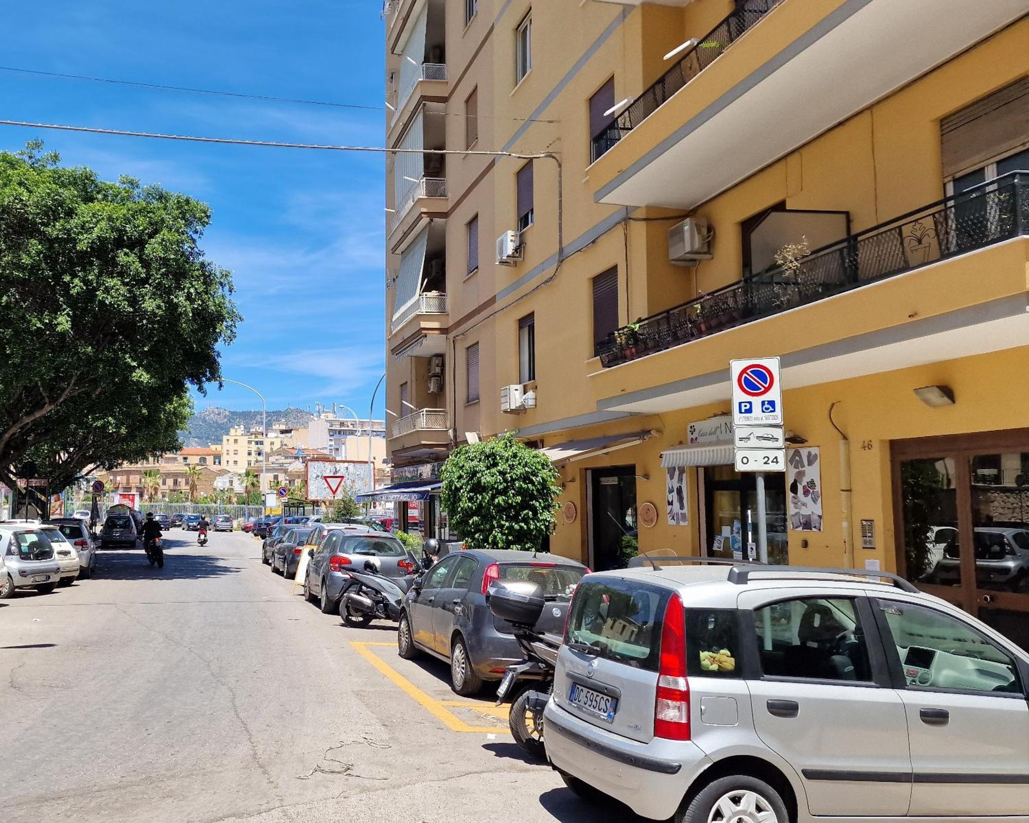 Apartamento La Casa Di Naele Palermo Exterior foto